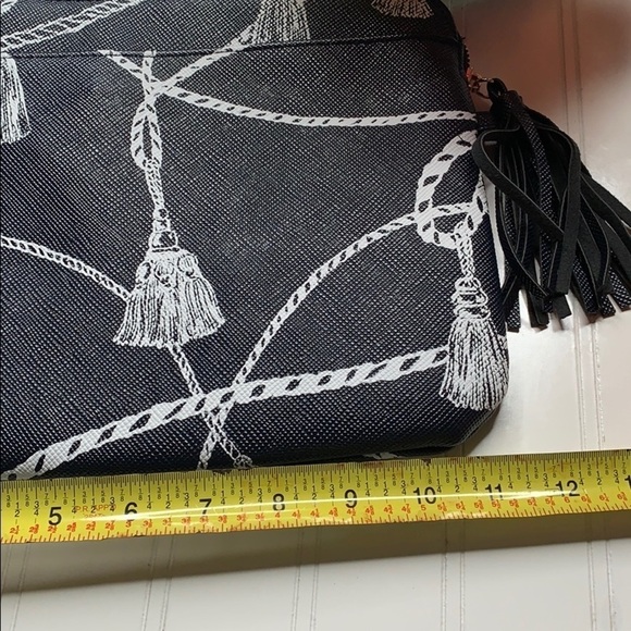 Chico’s Navy Blue White I-pad case. SM1715 - Picture 6 of 7